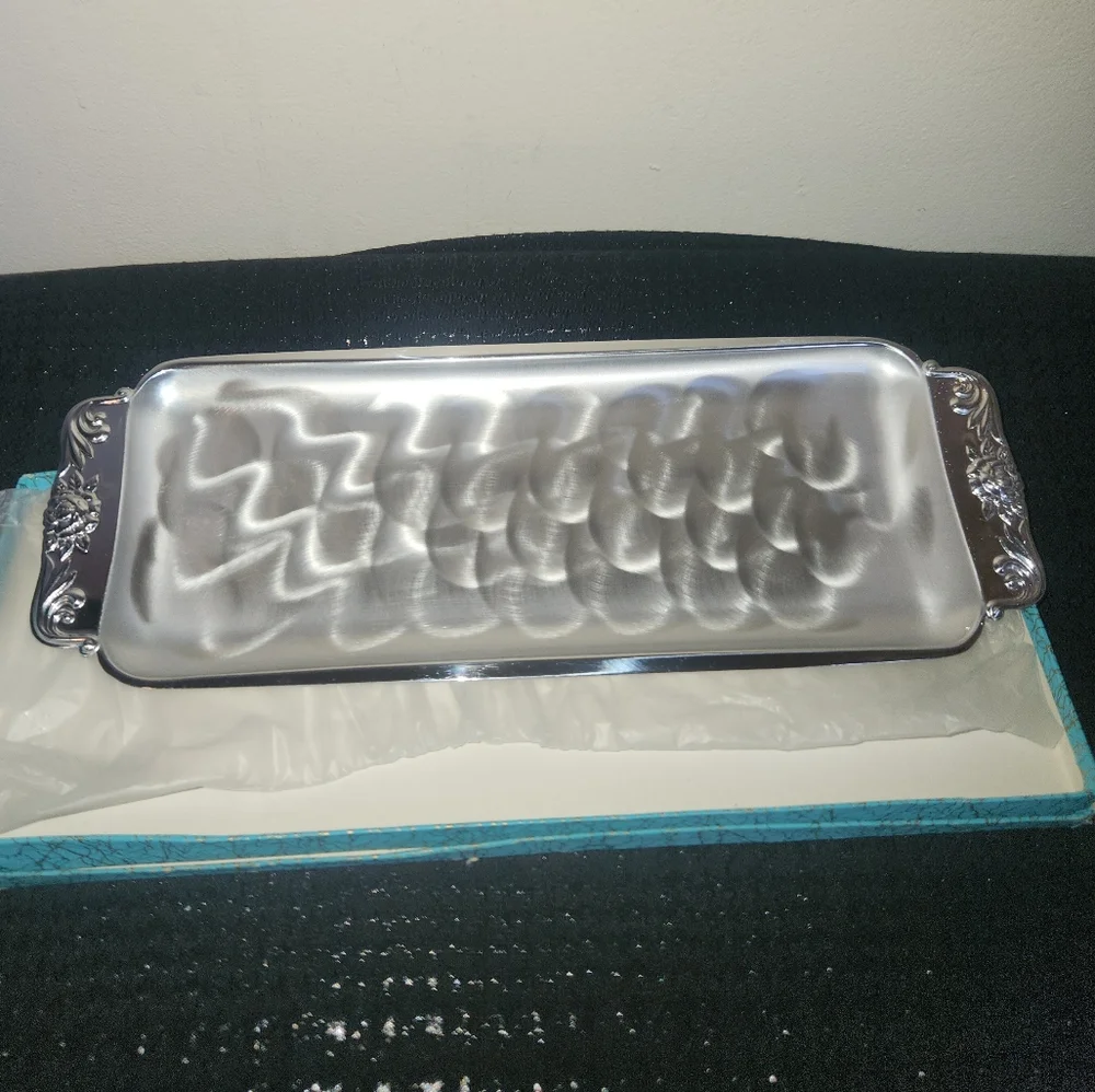 Vintage Modern Silver Co Silver-plated Rectangular Tray
